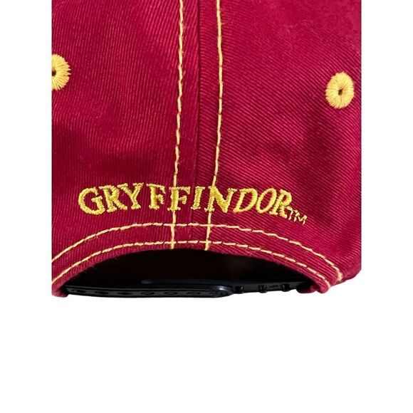 Harry Potter Wizarding World Gryffindor Black Red Hat Snapback Cap Adult - Picture 2 of 8